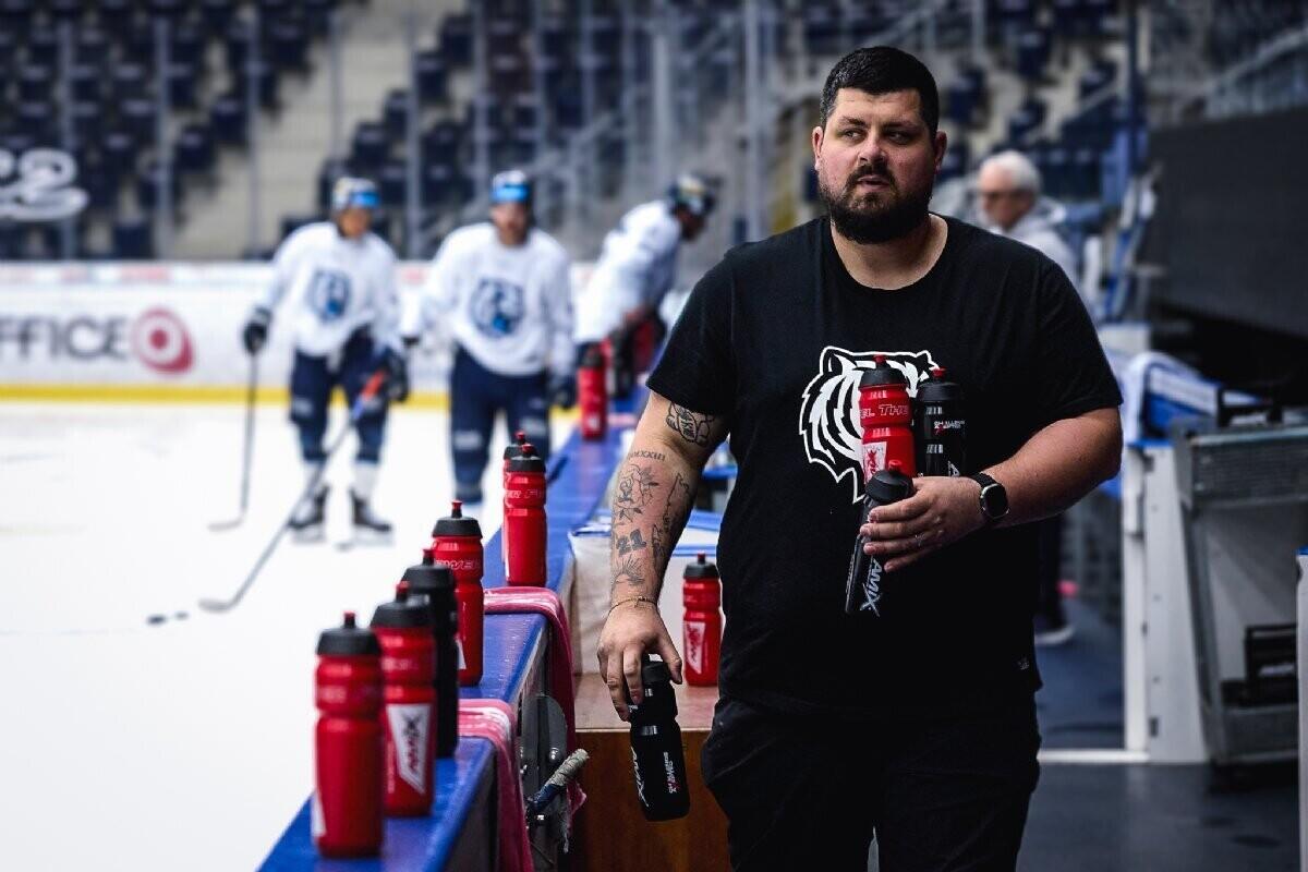 Kustod Vlastimil Pospíšil během prvního tréninku, foto: www.hcbilitygri.cz